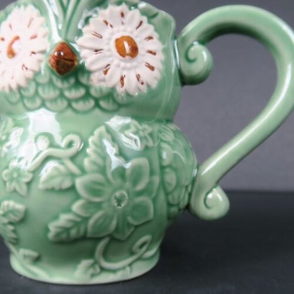 Pier 1 Imports 3D Green Floral Owl Hand Painted Glaze  Coffee Mug Cup 4.5” Tall - Picture 7 of 7
